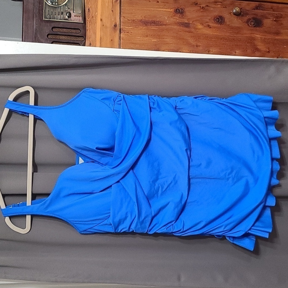 Unbranded Womens Swimsuit/Dress One Piece Royal Blue Underwire Ruched Sz 2X?READ